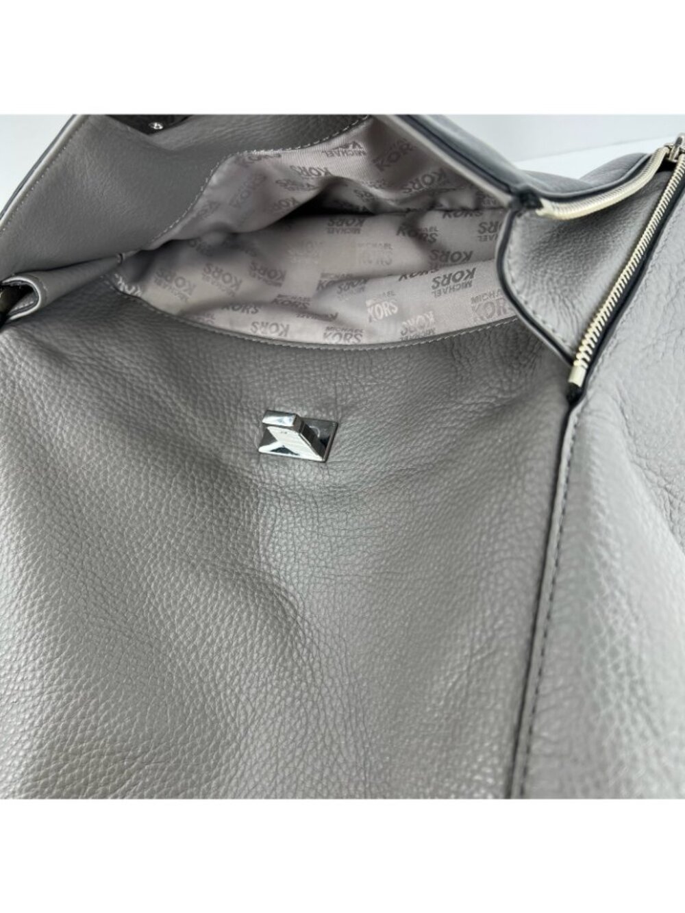 Michael Kors Sloan Hobo Shoulder Bag Womens Turn Lock Pockets Leather Gray Black - Picture 11 of 13